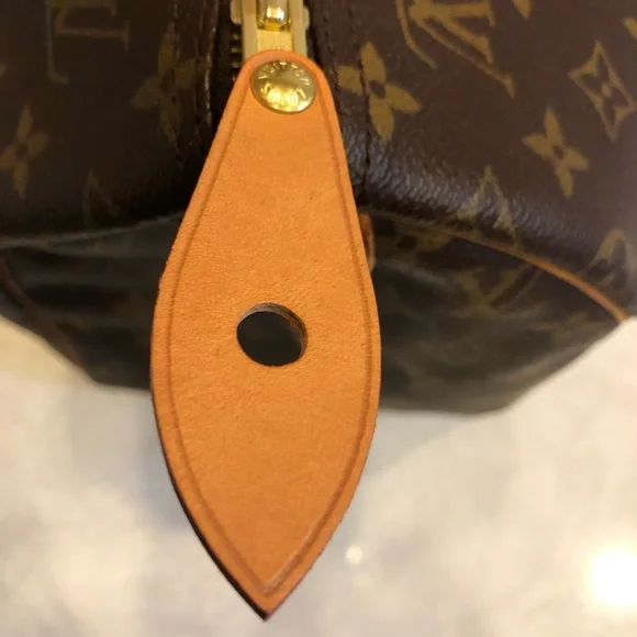Authentic Louis Vuitton Speedy 40, Refurbished. - Picture 4 of 16